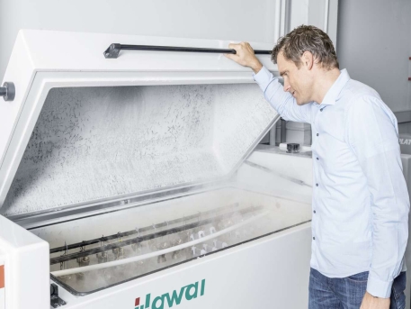 傳統(tǒng)鹽霧試驗(yàn) | Prohesion試驗(yàn) | 汽車(chē)循環(huán)腐蝕試驗(yàn)解決方案